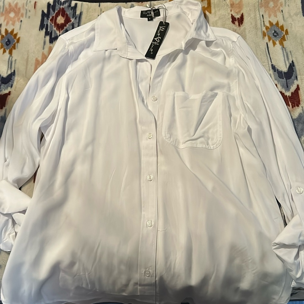 New with tags button down blouse
